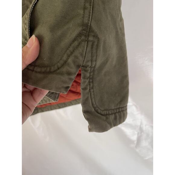 Duluth Trading co. Can Do Green Utility Vest Hiking Fishing Cargo Medium Canvas - Picture 5 of 7